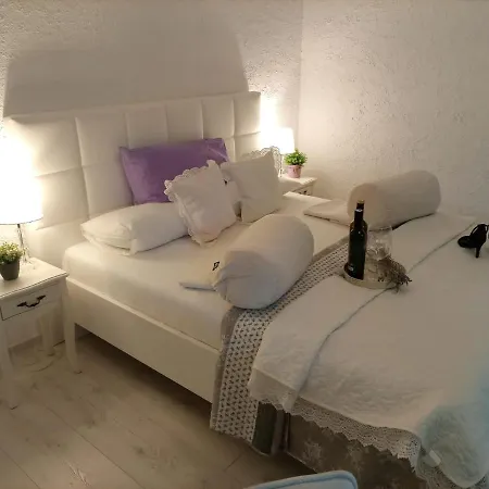 Jozefina Apartman